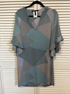 BCBGMaxAzria Geometric Shift Dress in Teal and Black
